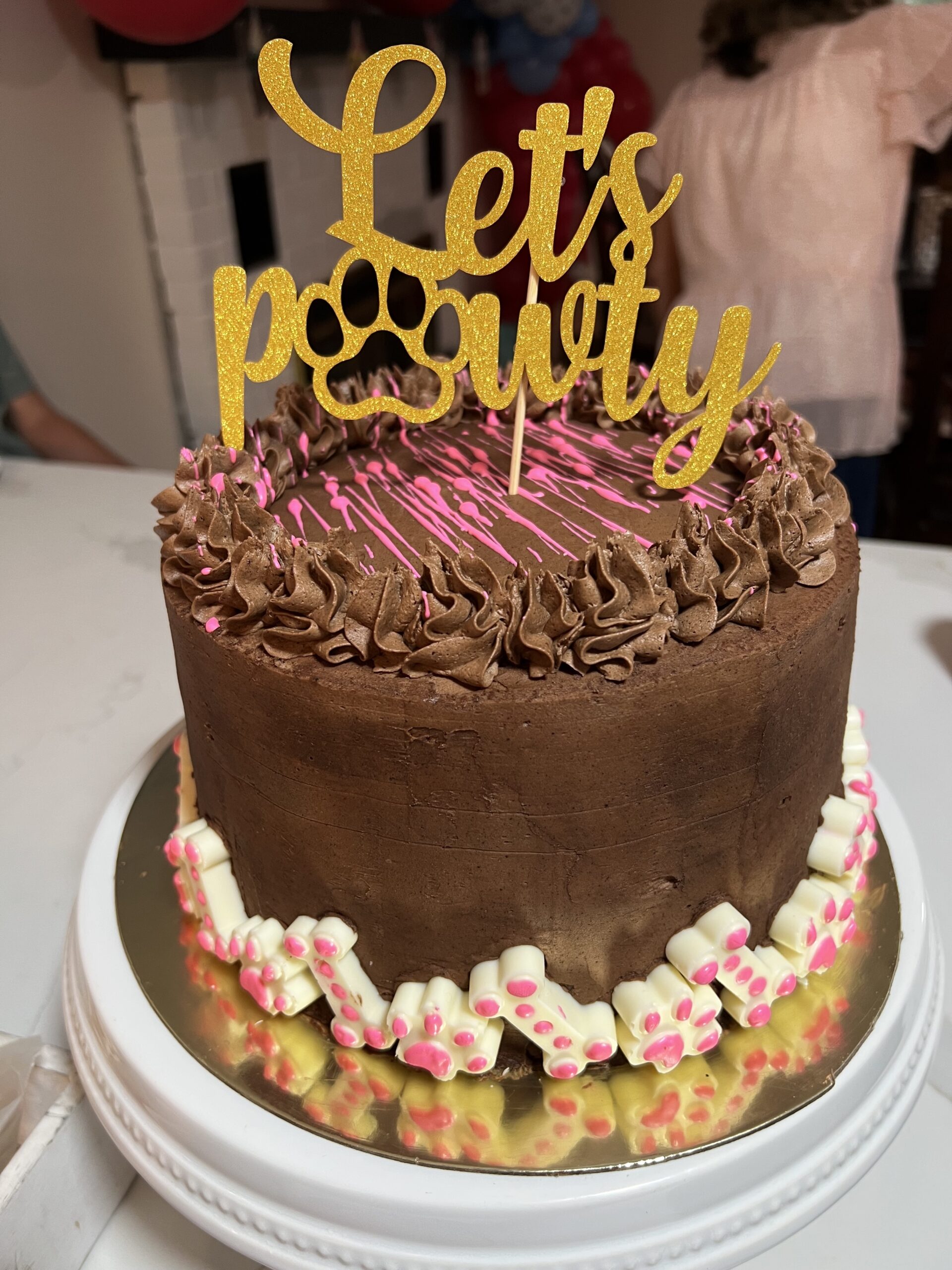 lets pawty birthday cake