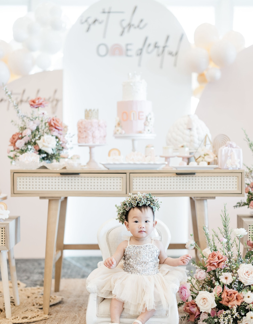 floral first birthday photoshoot